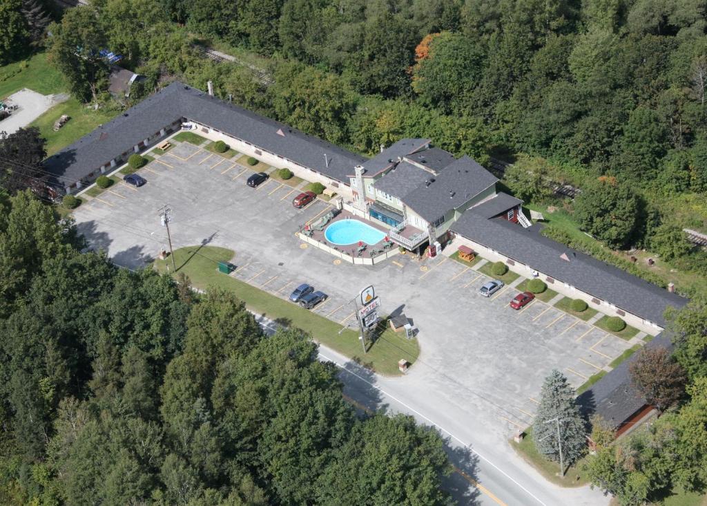 Hotel Motel La Marquise Sherbrooke Eksteriør billede